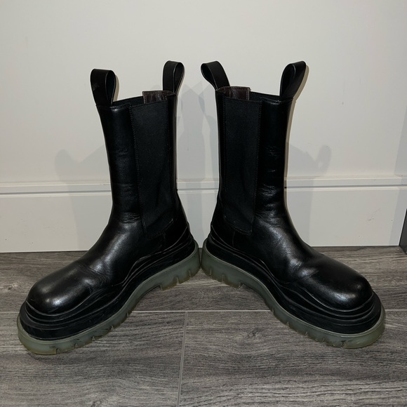 Bottega Veneta Chelsea Boot - Picture 6 of 7